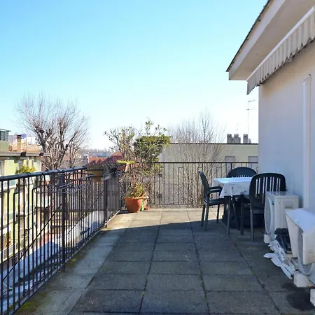 Rismondo Terrace *