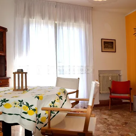 Rismondo Terrace *